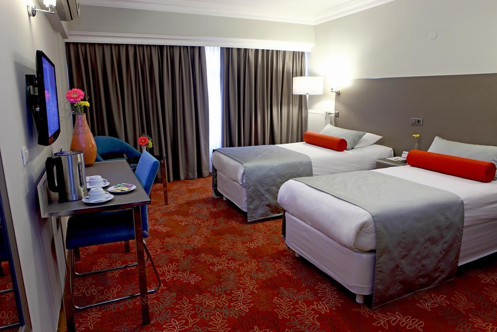 Arma Hotel Manisa Bilik gambar