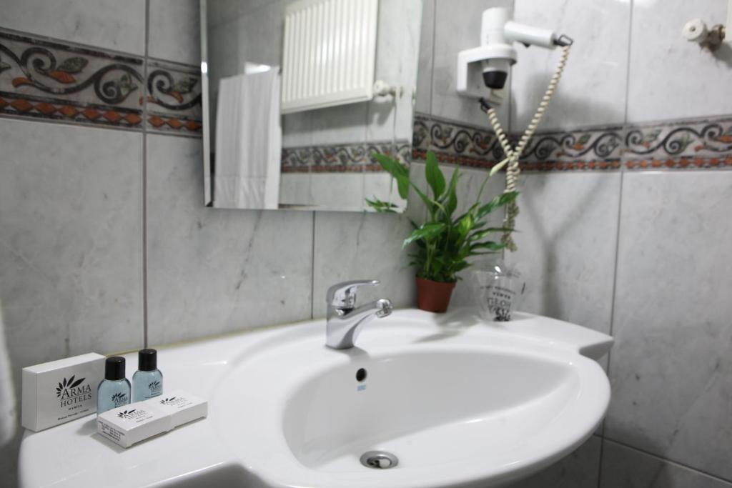 Arma Hotel Manisa Luaran gambar